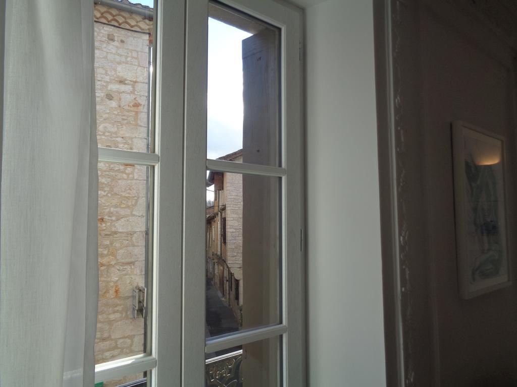 B&B Le Chat Qui Dort Montricoux Exterior foto
